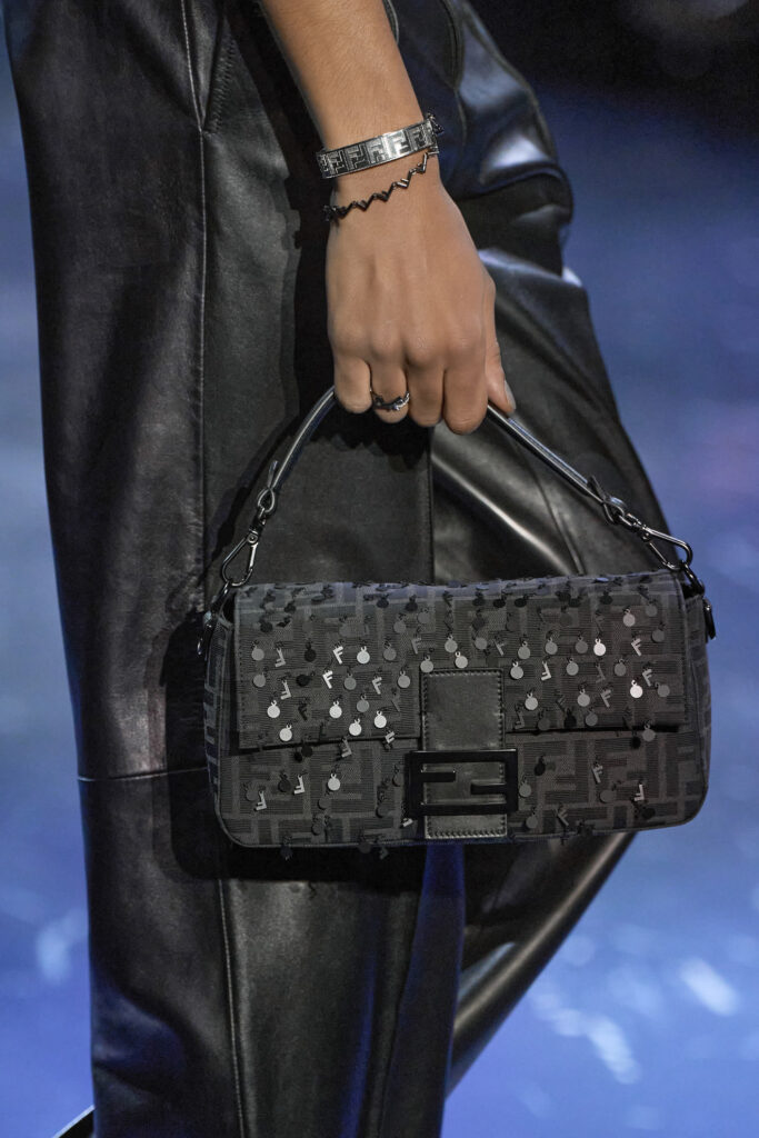 Baguette Fendi A/I 23/24 - Credits LAunchemtrics/Spotight