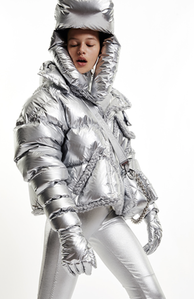 Moncler argento per Luisaviaroma