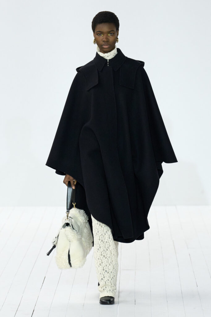 Chloé F23