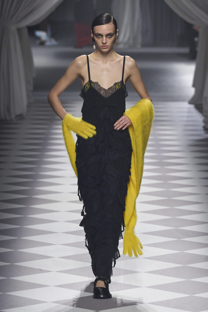 Moschino A/I 24/25 - Credits Launchmetrics/Spotlight