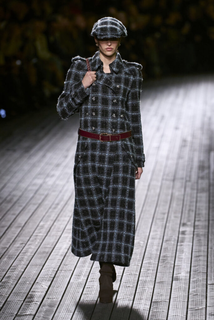 Chanel F24