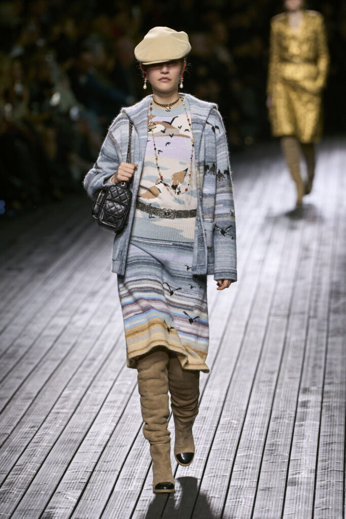 Chanel F24