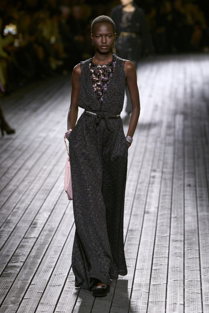 Chanel F24