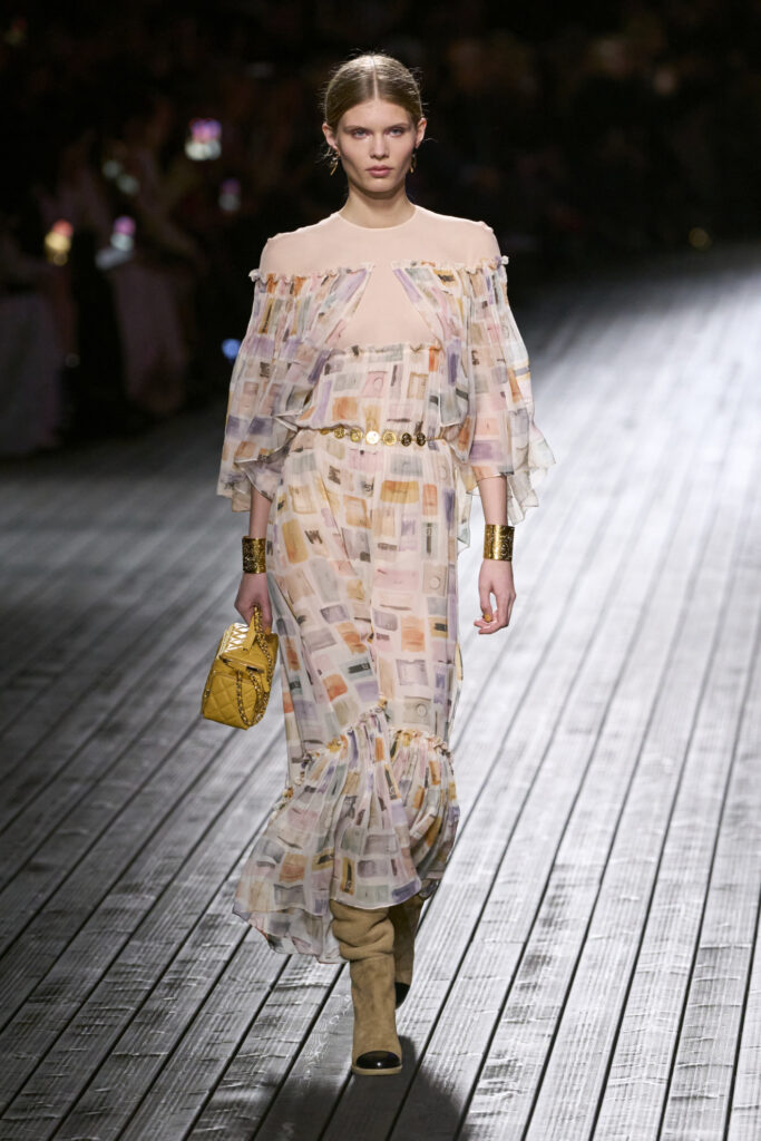 Chanel F24