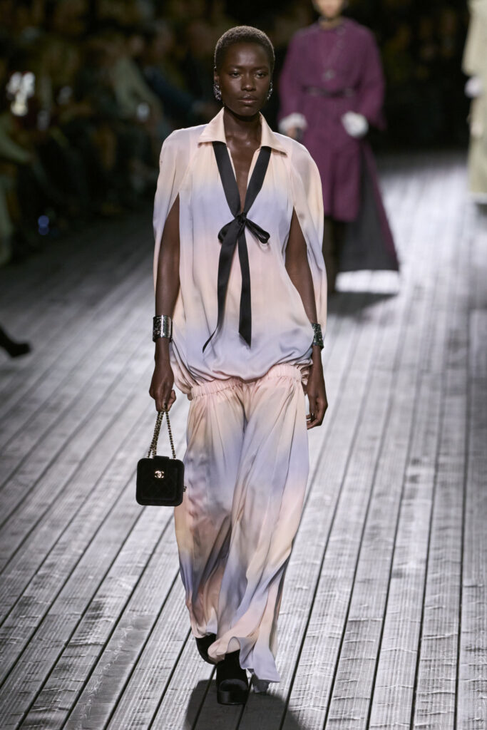 Chanel F24