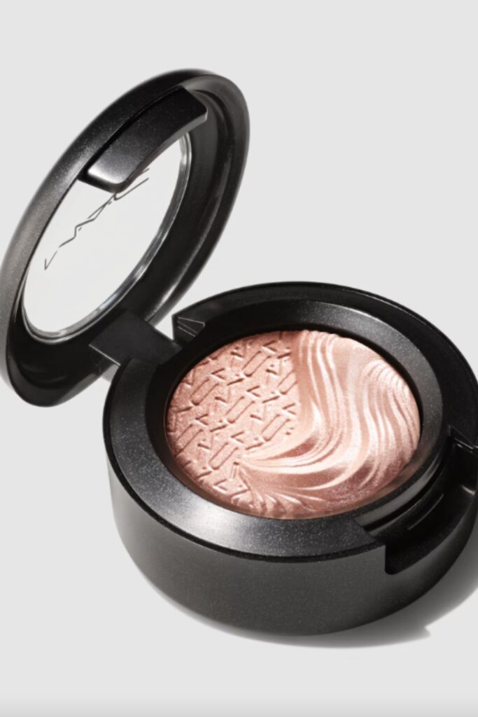 Mac eyeshadow