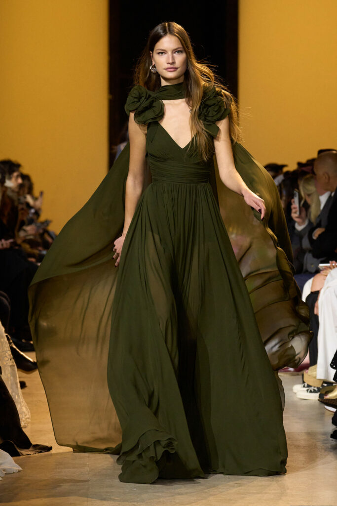 Elie Saab AI 24/25 - Credits Launchmetrics/Spotlight