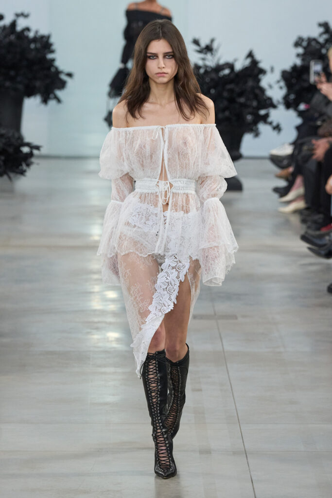 Blumarine AI 25/26 - Credits Launchmetrics/Spotlight